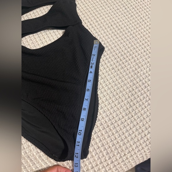 Stylish Black One Piece Swimsuit - Picture 4 of 10